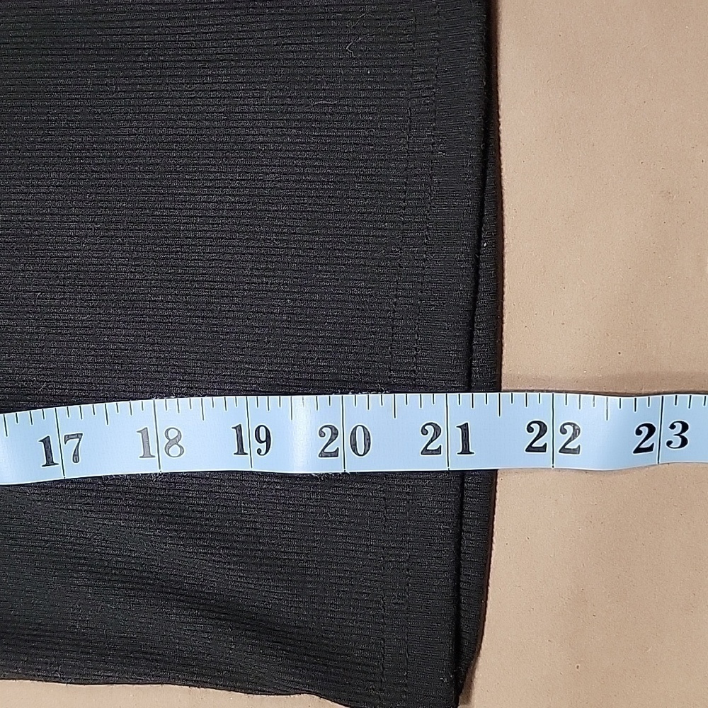 Dazy Size L Black, Ribbed, Square Neck Top. - Picture 8 of 9